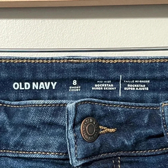 Old Navy Mid Rise Rockstar Super Skinny Short  Dark Wash Jeans - Picture 4 of 10